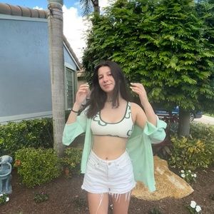 Meet your Posher, Codi